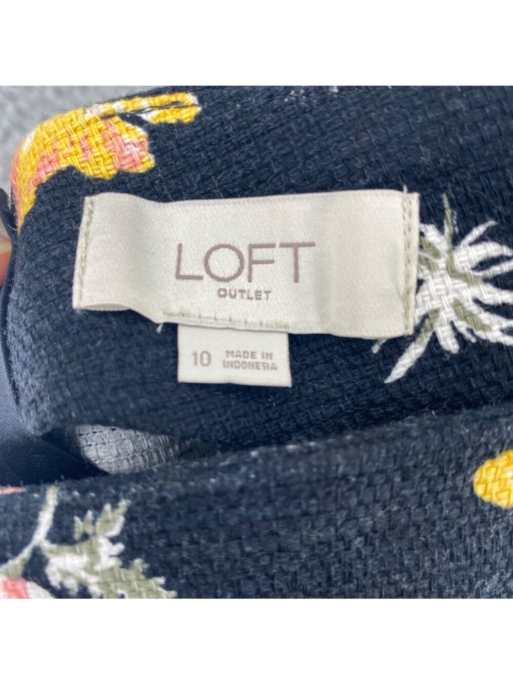 LOFT Skirt Womens 10 Black Multi Floral Mini Straight Pencil Knit Stretch Office - Picture 5 of 9